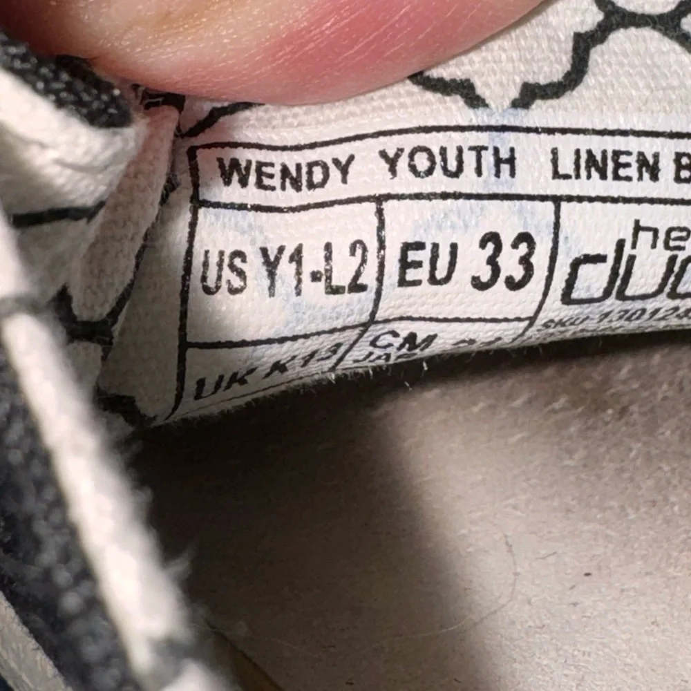 Hey Dudes Youth Size 1 - Picture 4 of 6